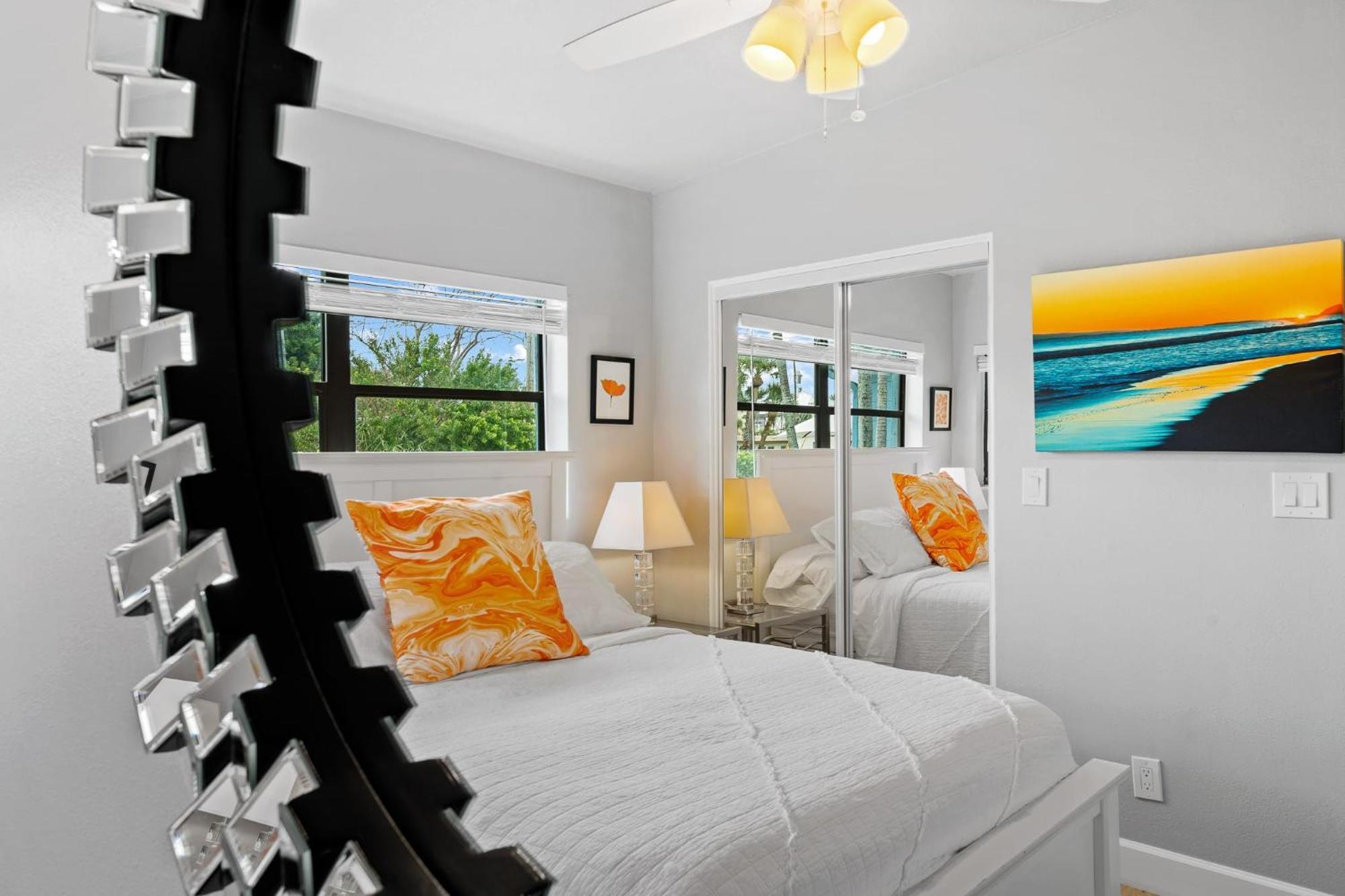 Midtown Cottage - In The Heart Of Cocoa Beach Eksteriør billede