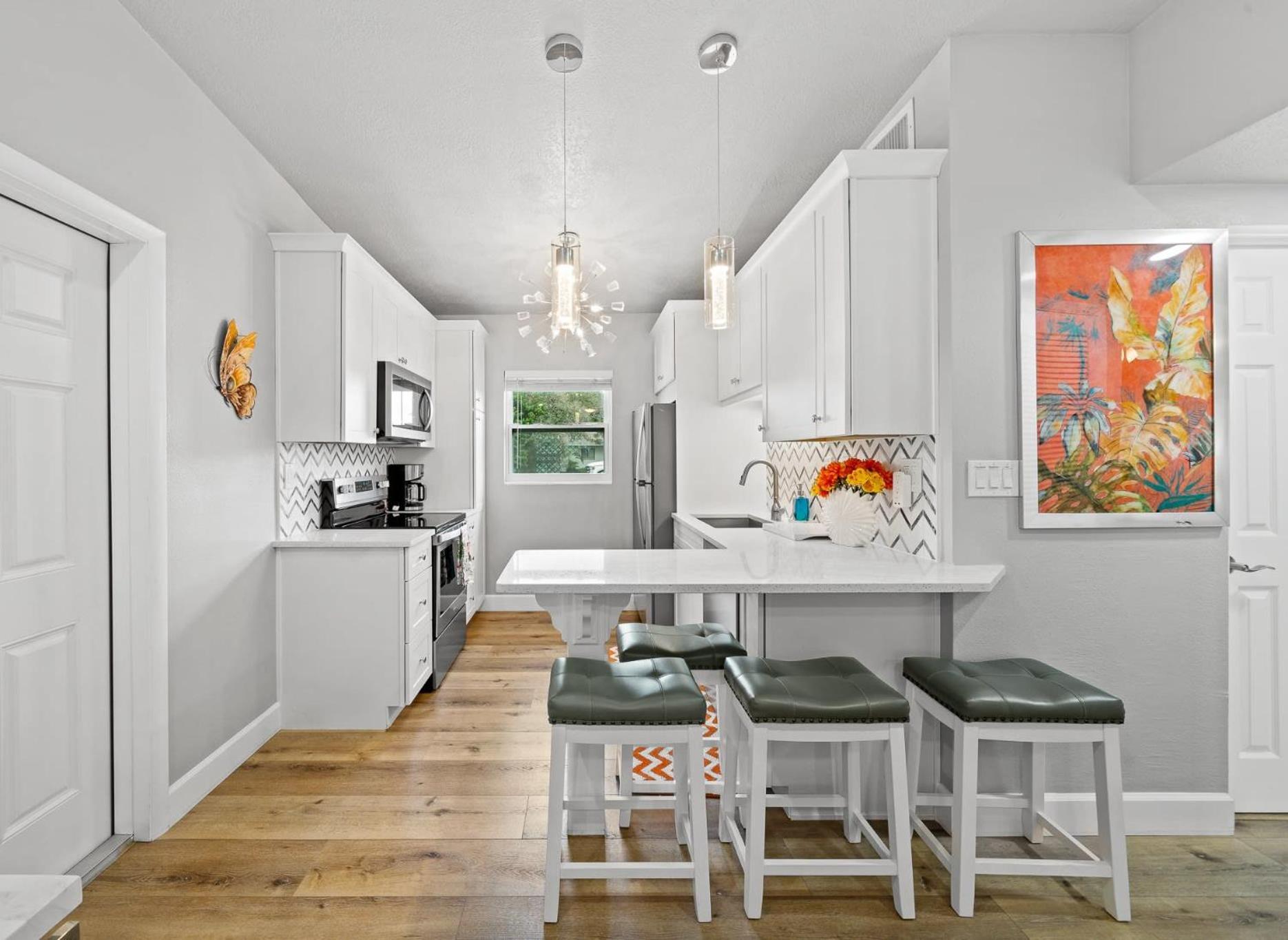 Midtown Cottage - In The Heart Of Cocoa Beach Eksteriør billede